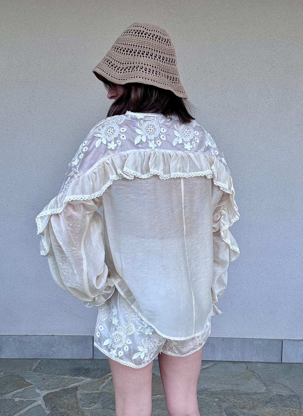Blusa ricamo