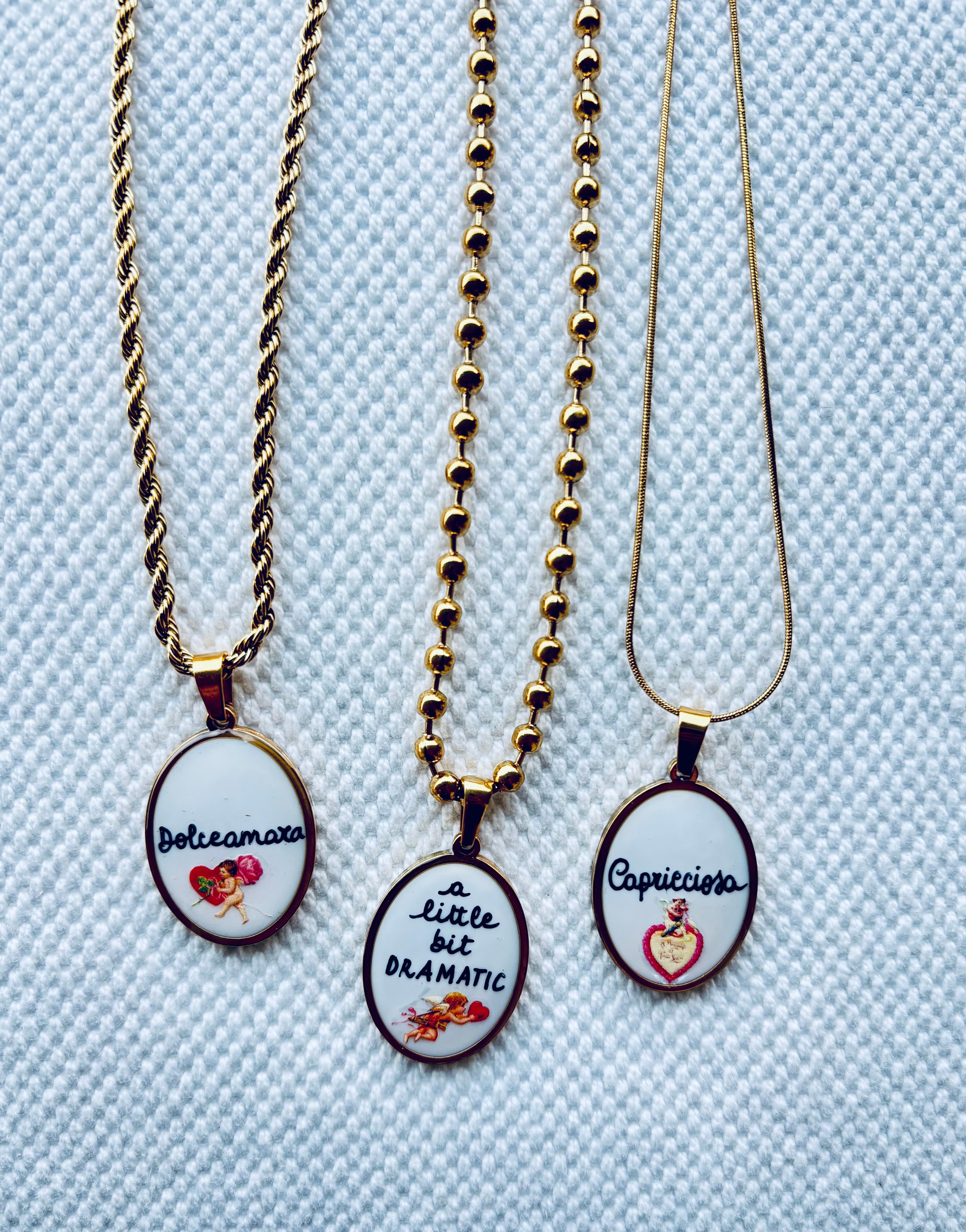 Collana “a LITTLE BIT DRAMATIC”