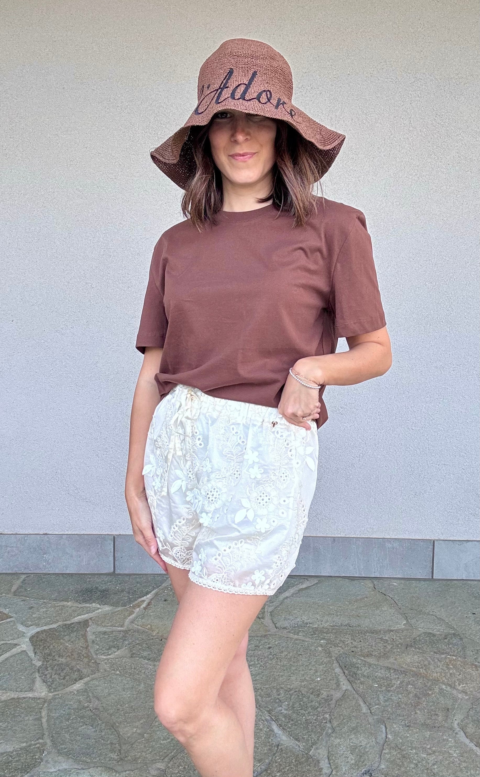 Shorts ricami
