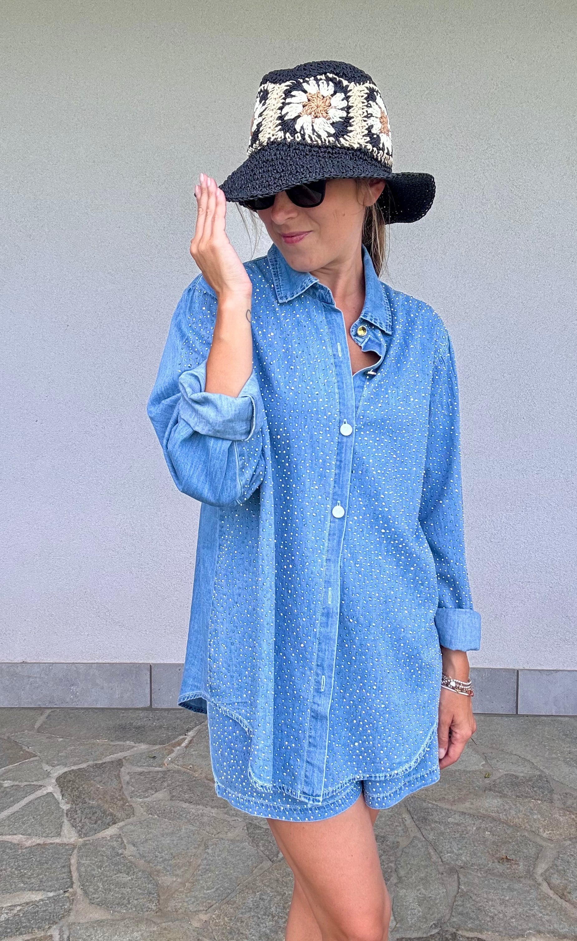 Cappello rafia mattonelle