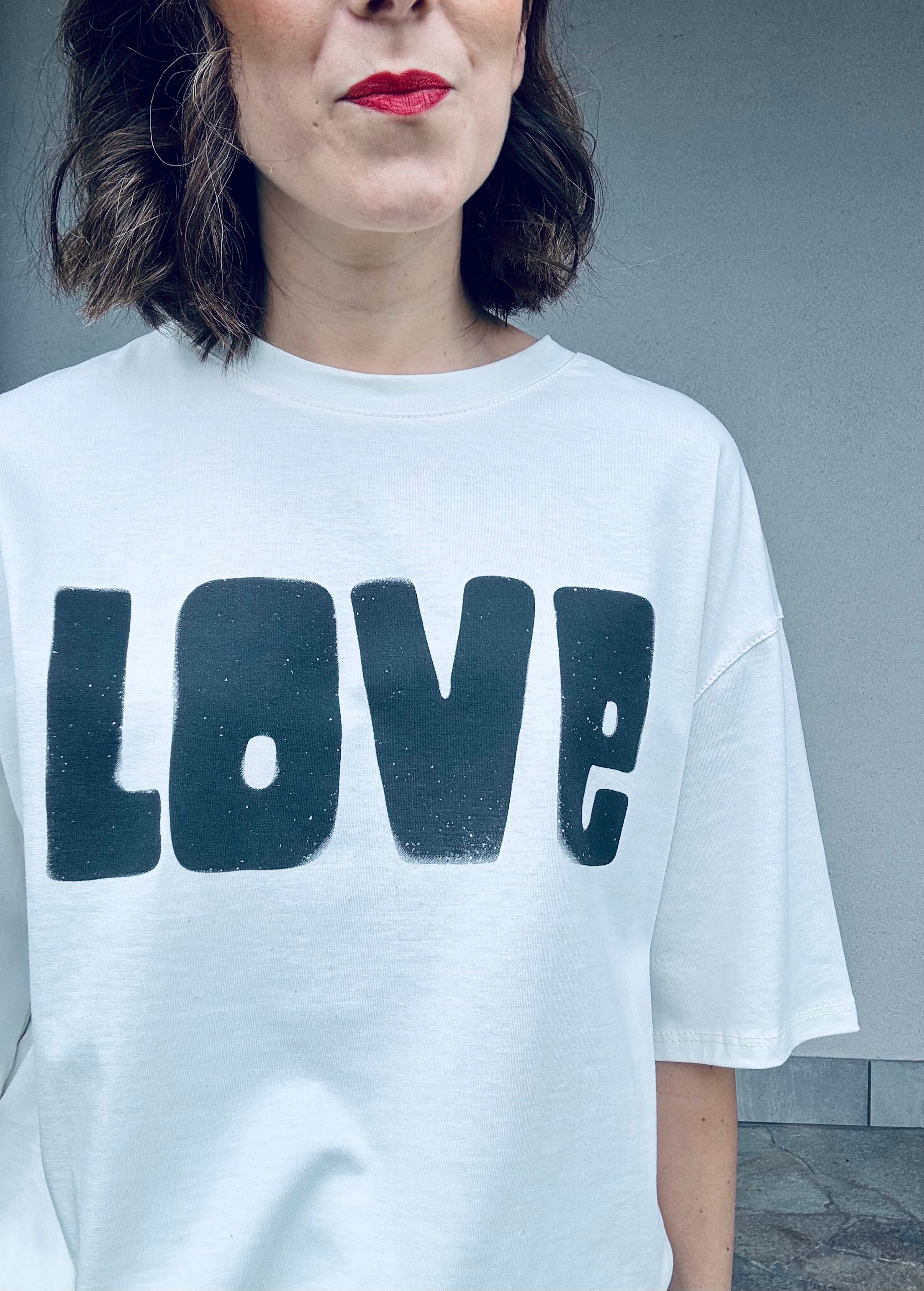 T-shirt LOVE